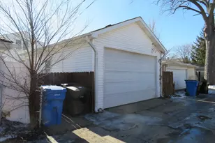 6948 W Wellington Ave, Chicago, IL 60634 - Photo 31