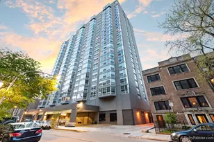 720 W Gordon Terrace, Chicago, IL 60613 - Photo 1