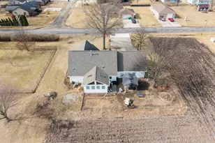 301 Fuller Ave, Streator, IL 61364 - Photo 27