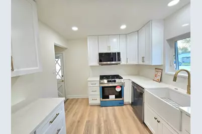 7434 Emerson Street, Morton Grove, IL 60053 - Photo 5