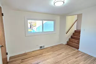 7434 Emerson St, Morton Grove, IL 60053 - Photo 17