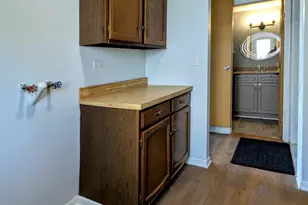 235 E Manchester Dr, Wheeling, IL 60090 - Photo 15