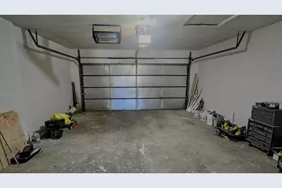 235 E Manchester Drive, Wheeling, IL 60090 - Photo 29