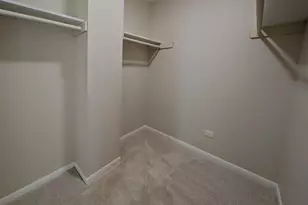 235 E Manchester Dr, Wheeling, IL 60090 - Photo 23