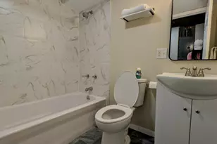 235 E Manchester Dr, Wheeling, IL 60090 - Photo 19