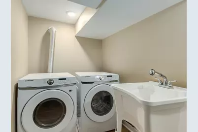 2516 Grove Avenue, Berwyn, IL 60402 - Photo 29