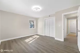 1412 W Broadview Ave, Crete, IL 60417 - Photo 13