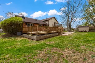 15878 Old Orchard Rd, Bloomington, IL 61705 - Photo 19