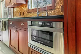 15878 Old Orchard Rd, Bloomington, IL 61705 - Photo 9
