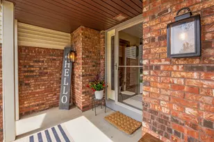 15878 Old Orchard Rd, Bloomington, IL 61705 - Photo 5