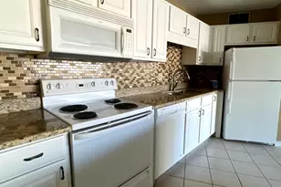 211 E Ohio St, Chicago, IL 60611 - Photo 3