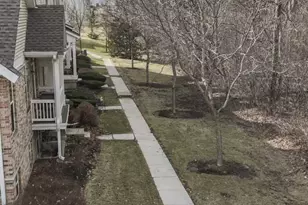 1100 Tuscany Dr, Streamwood, IL 60107 - Photo 33