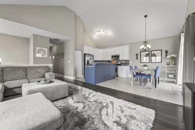 1100 Tuscany Drive, Streamwood, IL 60107 - Photo 5