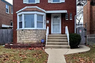 932 Bellwood Ave, Bellwood, IL 60104 - Photo 1