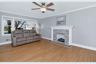 5825 109th Street, Chicago Ridge, IL 60415 - Photo 3