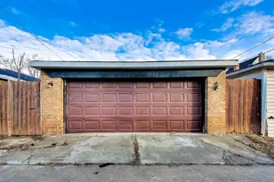 431 W 98th St, Chicago, IL 60628 - Photo 35