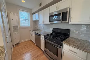 1527 W Rosemont Ave, Chicago, IL 60660 - Photo 5