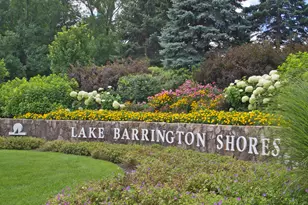 374 White Oak Ln, Lake Barrington, IL 60010 - Photo 25