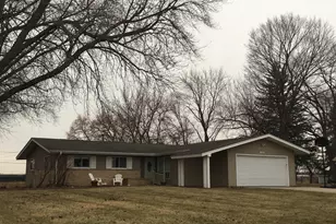 133 Adler Dr, Libertyville, IL 60048 - Photo 1