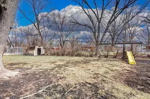 1105 N Maple Ln, Prospect Heights, IL 60070 - Photo 19