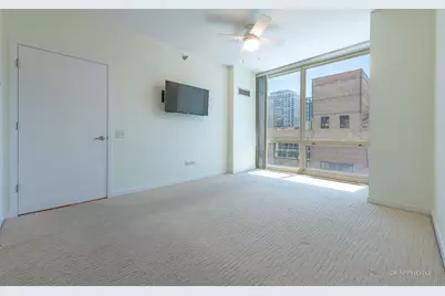 757 N Orleans Street #804, Chicago, IL 60654 - Photo 11