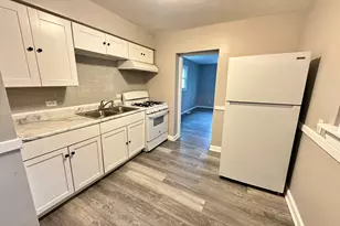 1581 Kenilworth Dr, Calumet City, IL 60409 - Photo 3