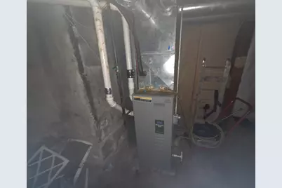 1608 E 12th Street, Davenport, IA 52803 - Photo 11