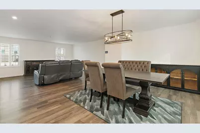 890 Larkspur Lane, Hampshire, IL 60140 - Photo 3