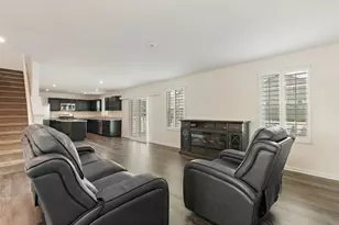 890 Larkspur Ln, Hampshire, IL 60140 - Photo 7