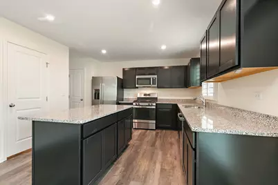 890 Larkspur Lane, Hampshire, IL 60140 - Photo 9