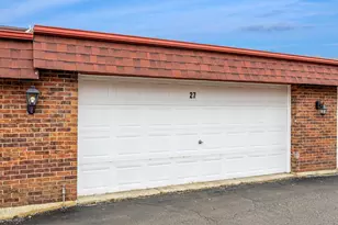 9430 Greenbriar Dr, Hickory Hills, IL 60457 - Photo 3