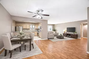 9430 Greenbriar Dr, Hickory Hills, IL 60457 - Photo 5