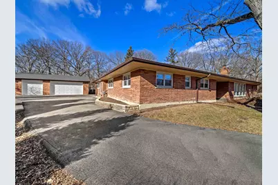 16 Yorkshire Drive, Lincolnshire, IL 60069 - Photo 3