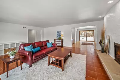 16 Yorkshire Drive, Lincolnshire, IL 60069 - Photo 13