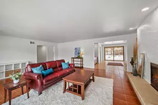 16 Yorkshire Dr, Lincolnshire, IL 60069 - Photo 13