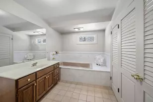 16 Yorkshire Dr, Lincolnshire, IL 60069 - Photo 35