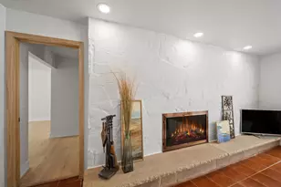 16 Yorkshire Dr, Lincolnshire, IL 60069 - Photo 11