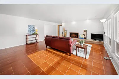 16 Yorkshire Drive, Lincolnshire, IL 60069 - Photo 9