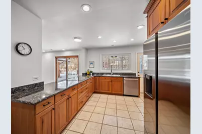 16 Yorkshire Drive, Lincolnshire, IL 60069 - Photo 19