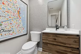 362 W Huron St, Chicago, IL 60654 - Photo 13