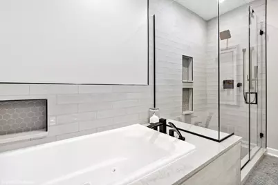 362 W Huron Street #B, Chicago, IL 60654 - Photo 11