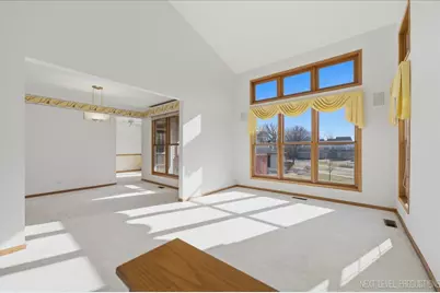 1546 Treeline Court, Naperville, IL 60565 - Photo 3