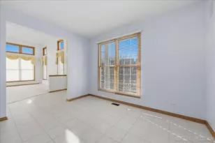 1546 Treeline Ct, Naperville, IL 60565 - Photo 27