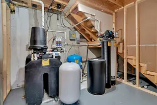 [Address not provided], Blackstone, IL 61313 - Photo 49