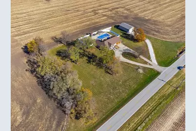 [Address not provided], Blackstone, IL 61313 - Photo 5