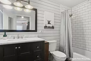 2022 Woodlane Dr, Lindenhurst, IL 60046 - Photo 21