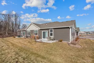 1173 Sonoma Ct, Pingree Grove, IL 60140 - Photo 5