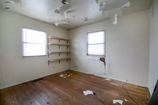 1869 Summit Ave, Kankakee, IL 60901 - Photo 5