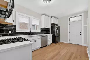 602 E 88th Pl, Chicago, IL 60619 - Photo 17