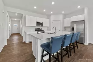 927 Plateau Dr, Pingree Grove, IL 60140 - Photo 11